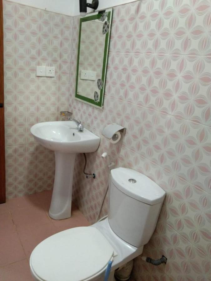 Top Heaven Ella Room photo